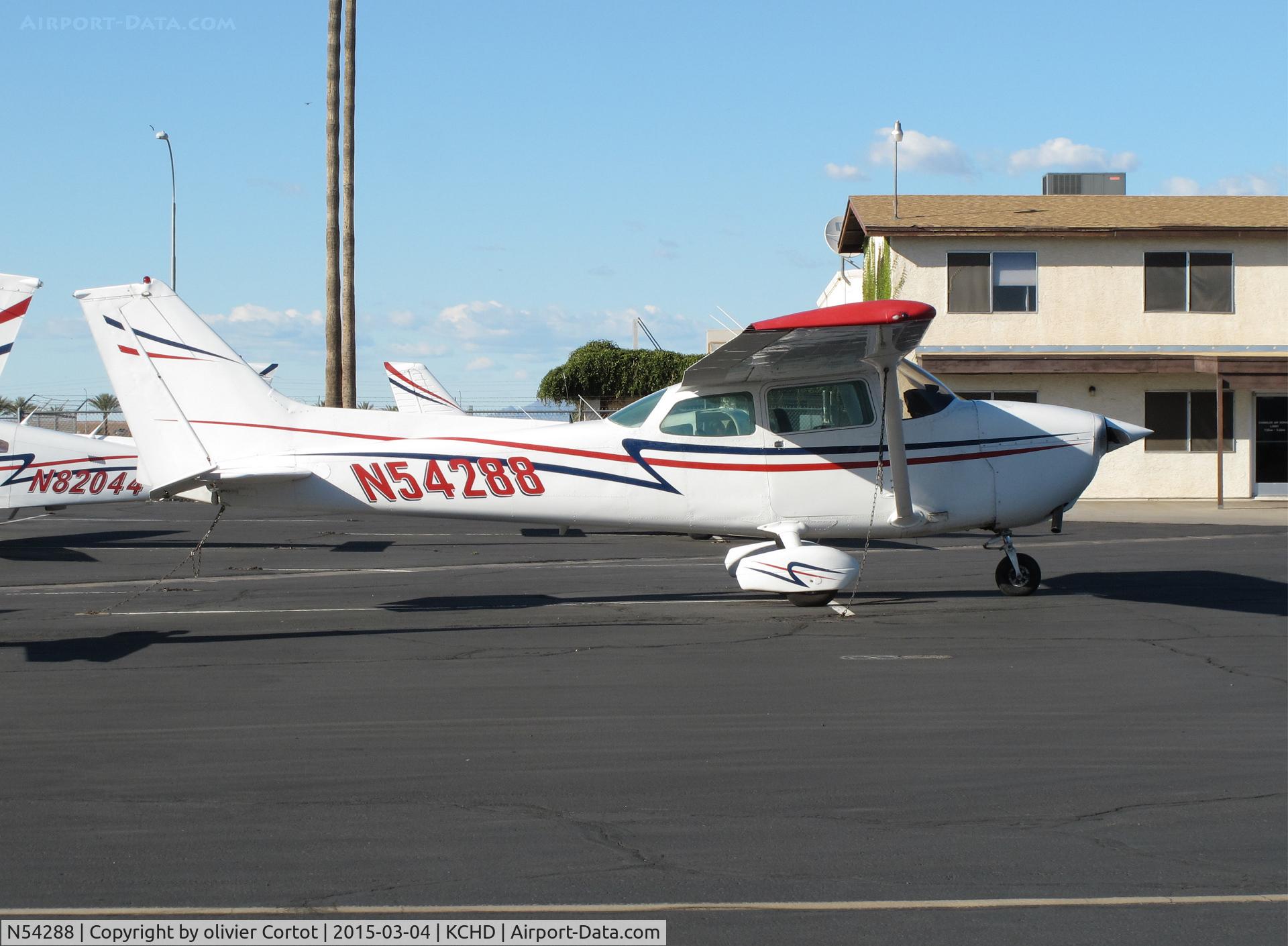 N54288, 1981 Cessna 172P C/N 17274946, Chandler airport