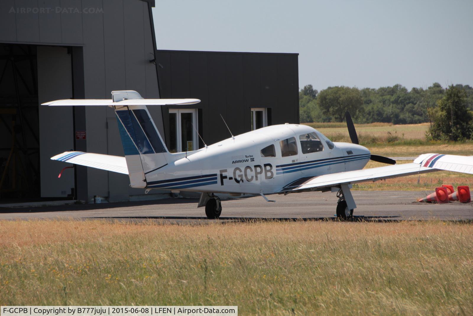 F-GCPB, Piper PA-28RT-201T Turbo Arrow IV C/N 28R-8031124, new peint