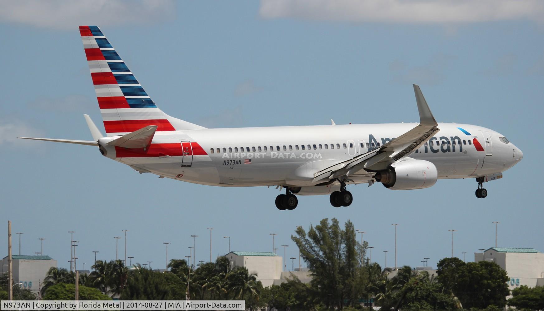 N973AN, 2001 Boeing 737-823 C/N 29548, American