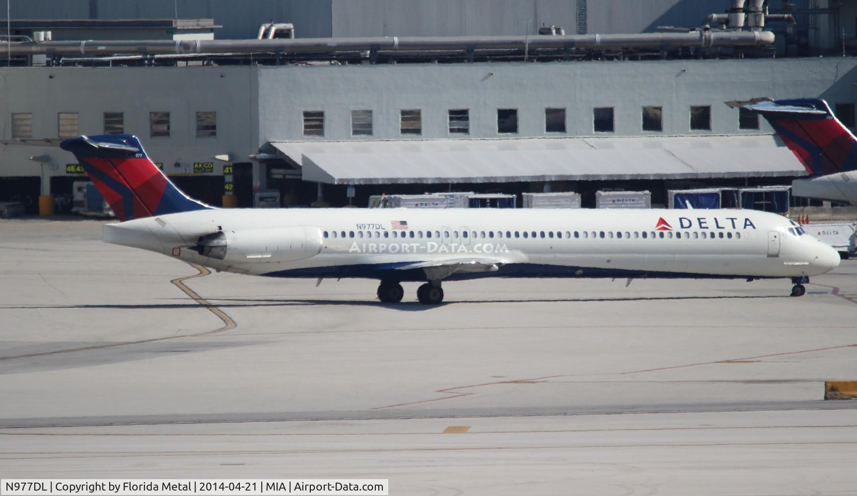 N977DL, 1991 McDonnell Douglas MD-88 C/N 53258, Delta