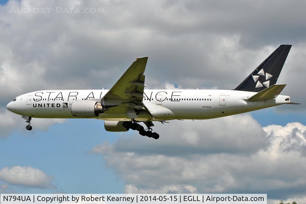 N794UA, 1997 Boeing 777-222 C/N 26953, On short finals at LHR