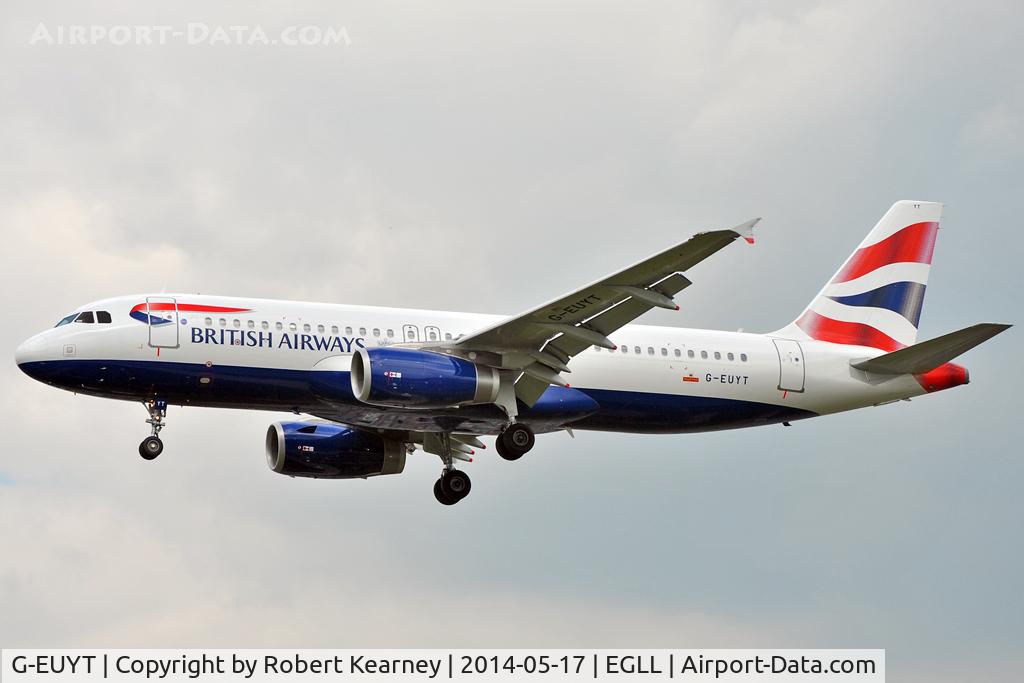 G-EUYT, 2014 Airbus A320-232 C/N 5985, On short finals at LHR