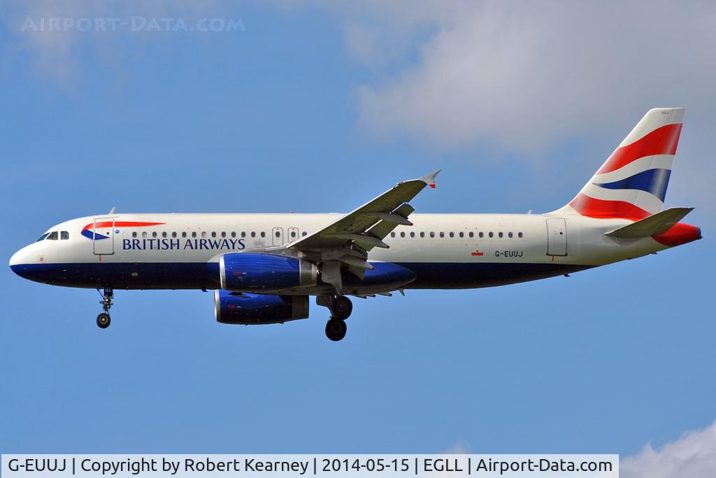 G-EUUJ, 2002 Airbus A320-232 C/N 1883, On short finals at LHR