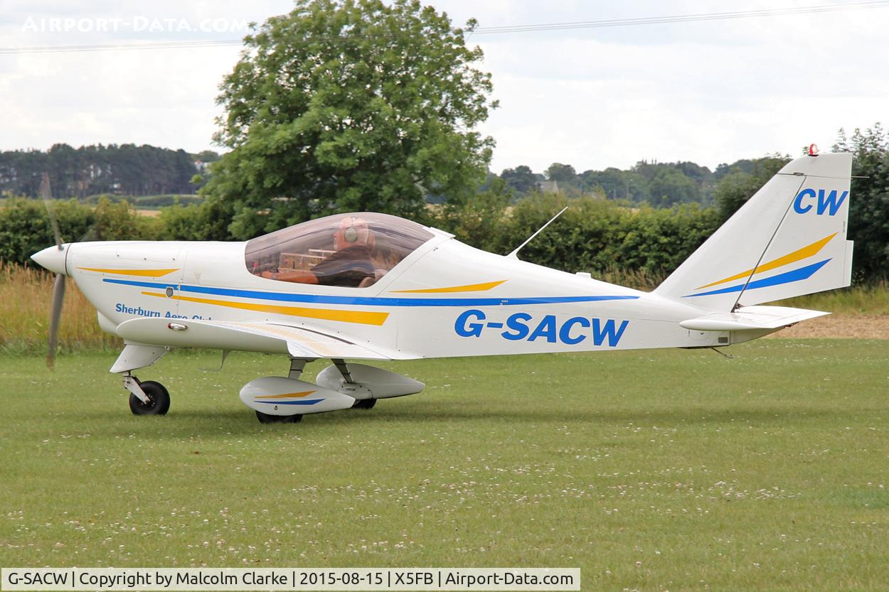 G-SACW, 2011 Aero AT-3 R100 C/N AT3-058, Aero AT-3 R100, taxiing to depart, Fishburn Airfield, August 15th 2015.