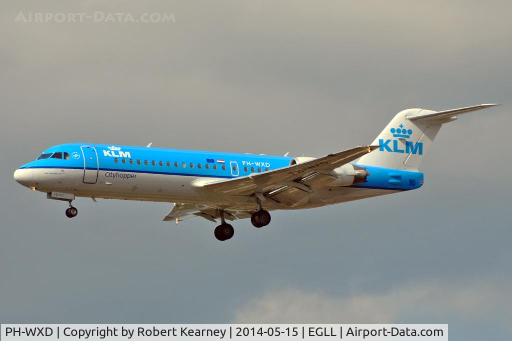 PH-WXD, 1995 Fokker 70 (F-28-0070) C/N 11563, On short finals at LHR