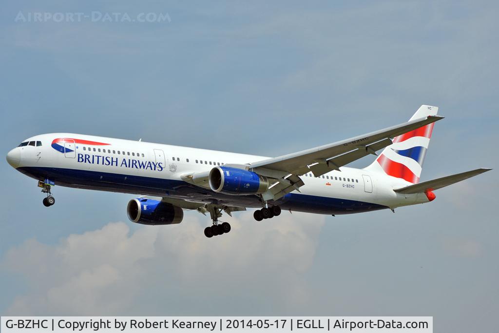 G-BZHC, 1998 Boeing 767-336 C/N 29232, On short finals at LHR
