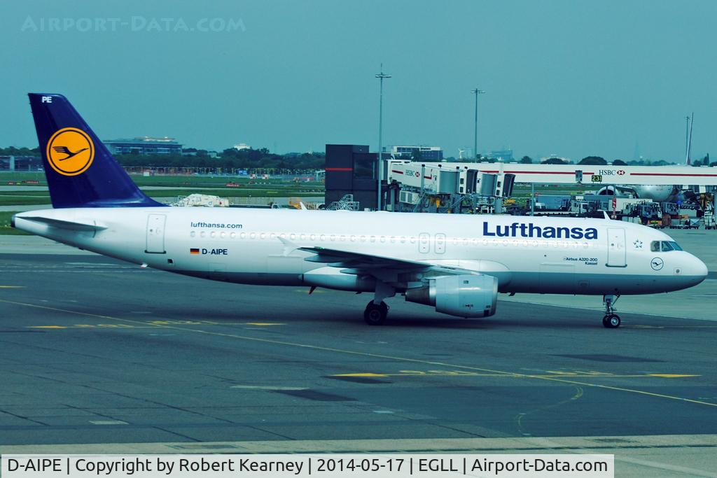 D-AIPE, 1989 Airbus A320-211 C/N 0078, Taxiing in after arrival