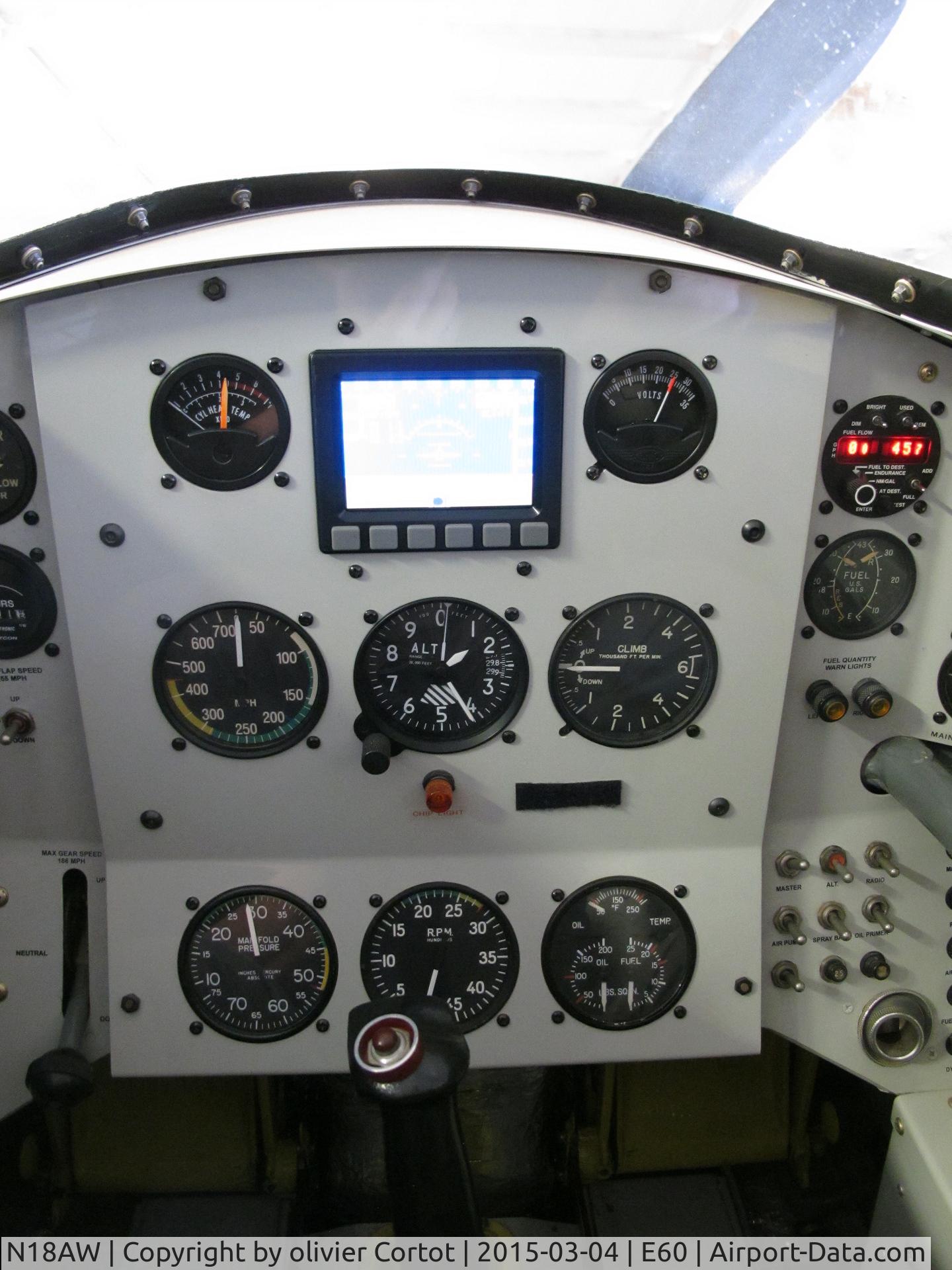 N18AW, 1954 Let C-11 (Yak-11) C/N 25-III-20, the cockpit