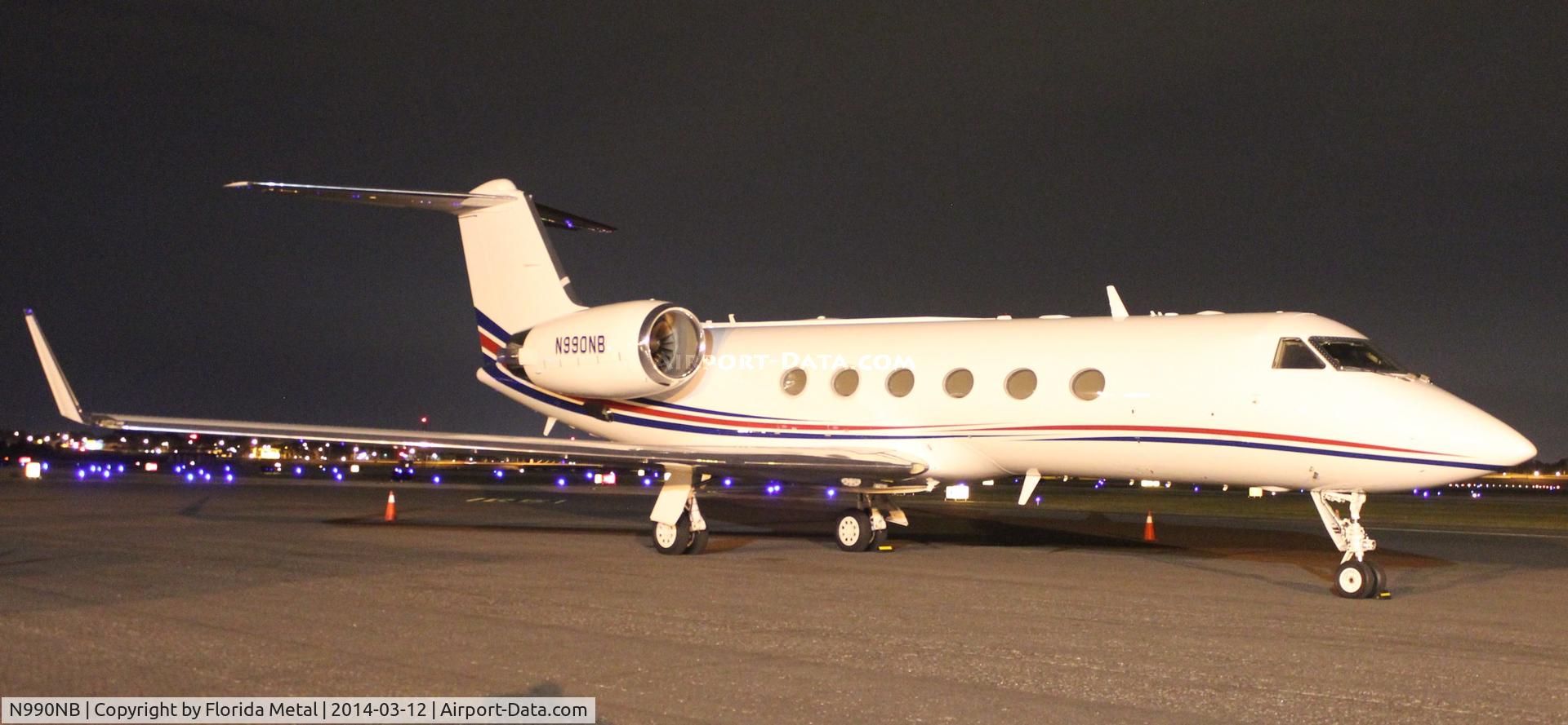 N990NB, 2000 Gulfstream Aerospace G-IV C/N 1428, Gulfstream G4