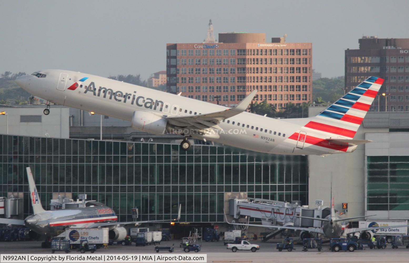 N992AN, 2009 Boeing 737-823 C/N 31071, American