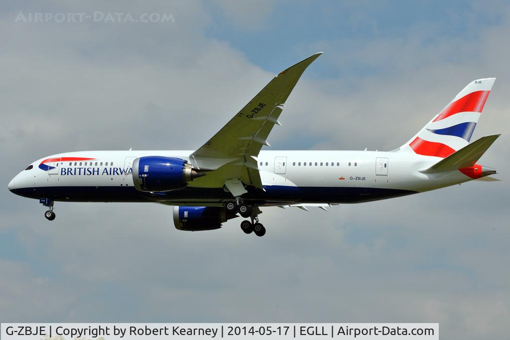 G-ZBJE, 2013 Boeing 787-8 Dreamliner C/N 38612, On short finals at LHR