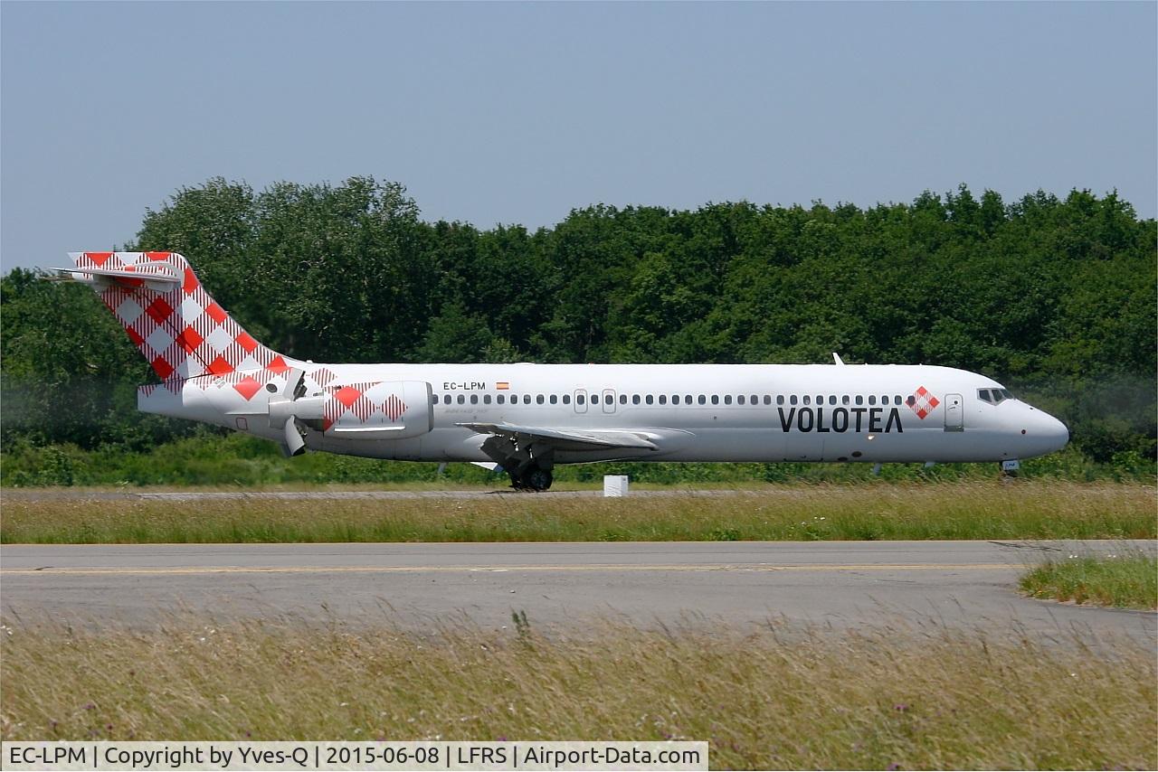 EC-LPM, 2005 Boeing 717-2BL C/N 55185, Boeing 717-2BL, Reverse thrust landing rwy 03, Nantes-Atlantique airport (LFRS-NTE)