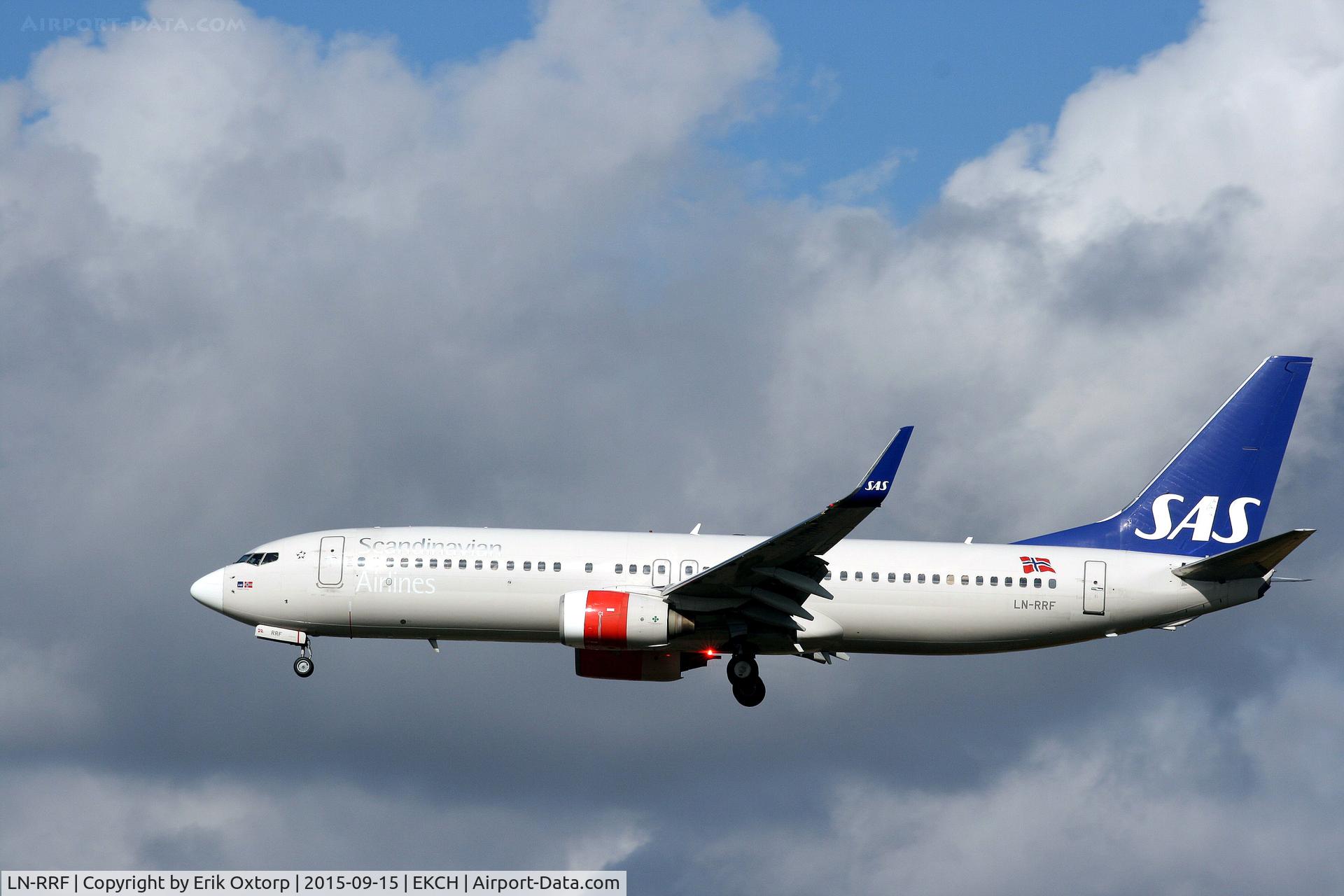 LN-RRF, 2008 Boeing 737-85P C/N 35707, LN-RRF landing rw 22L