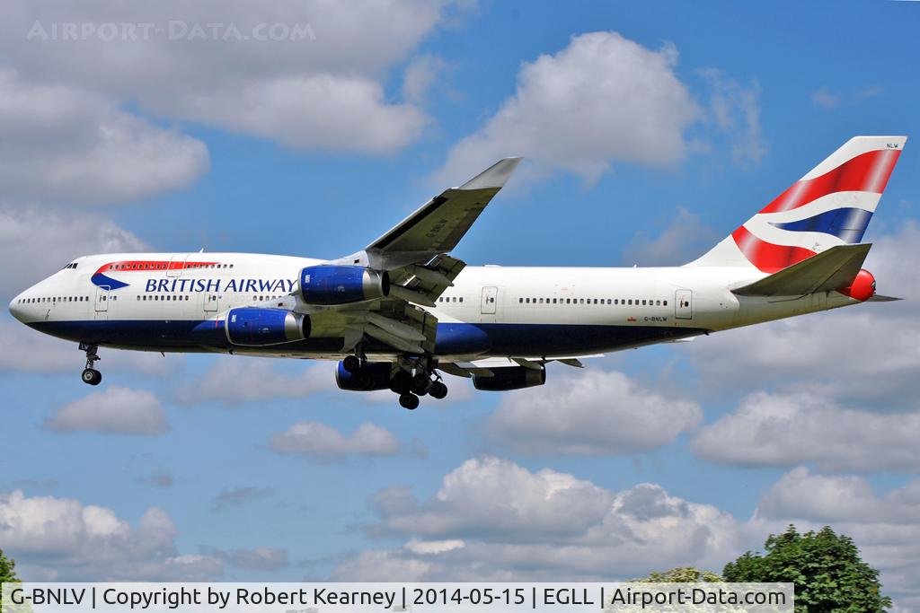 G-BNLV, 1992 Boeing 747-436 C/N 25427, On short finals at LHR