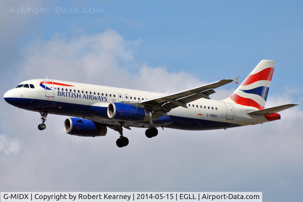G-MIDX, 2000 Airbus A320-232 C/N 1177, On short finals at LHR
