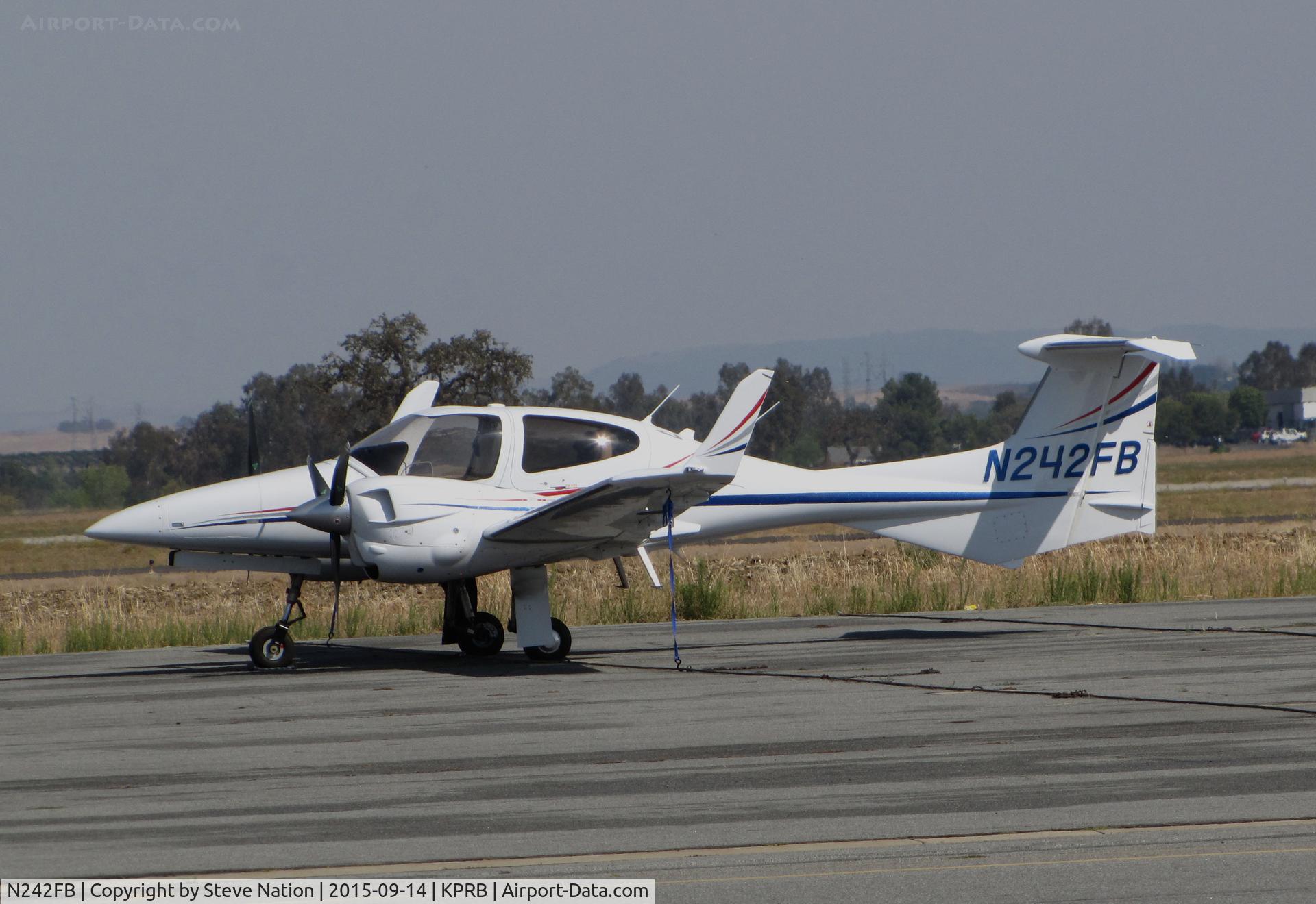 N242FB, 2014 Diamond DA-42NG Twin Star C/N 42.N159, Orange County, CA-based 2014 Diamond Aircraft DA42 NG @ Paso Robles Municipal Airport, CA