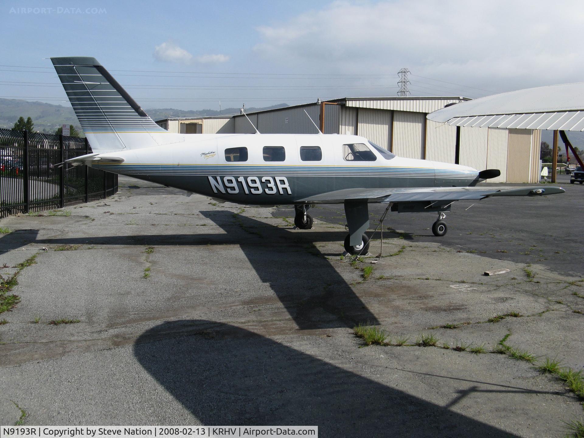 N9193R, 1990 Piper PA-46-350P Malibu Mirage C/N 4622098, 1990 PA-46-350P Malibu visiting @ Reid-Hillview Airport, San Jose, CA