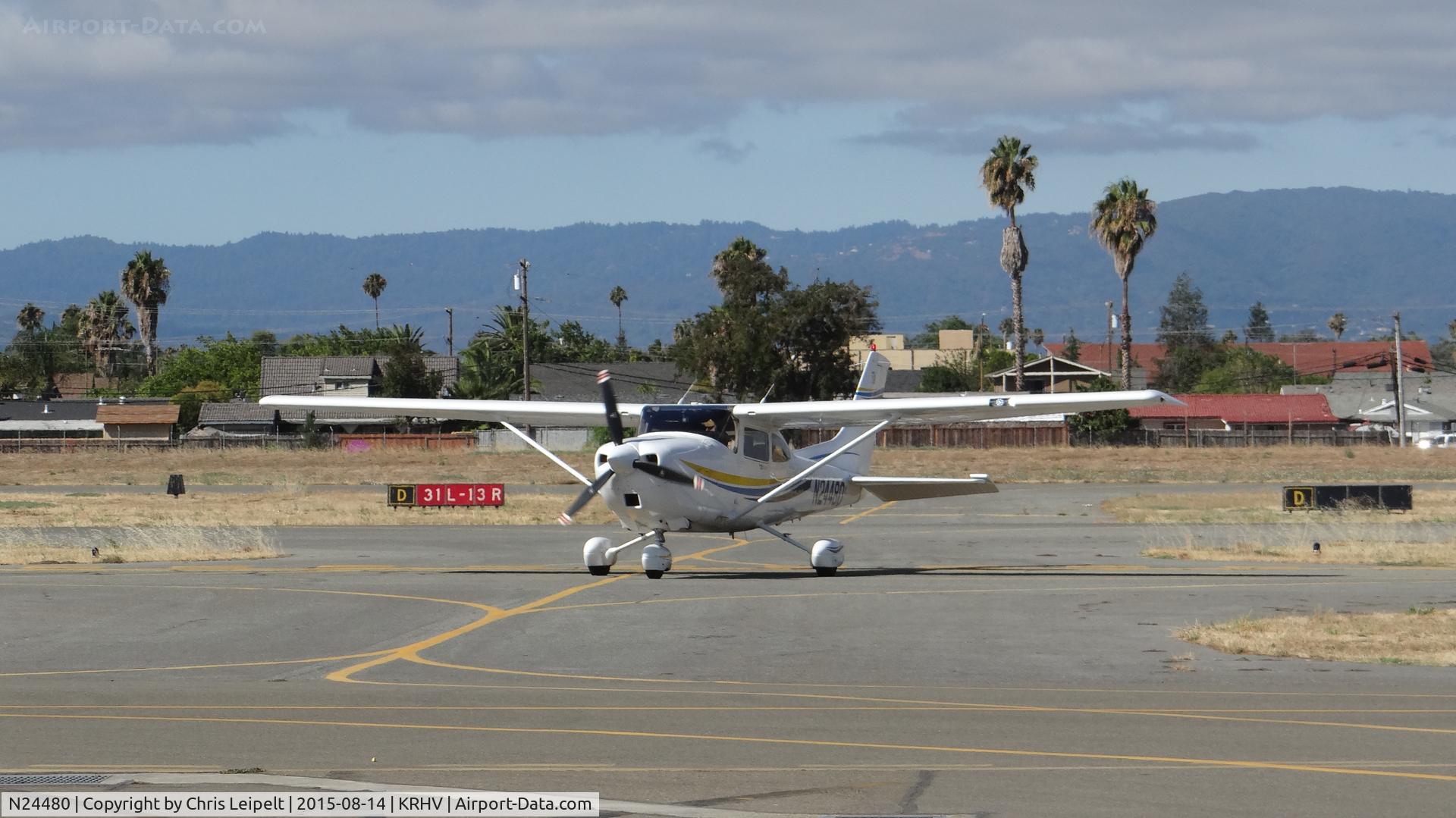 N24480, 2001 Cessna 182S Skylane C/N 18280932, Locally-based 2001 Cessna 182S taxing back to its hangar after landing at Reid Hillview Airport, CA.