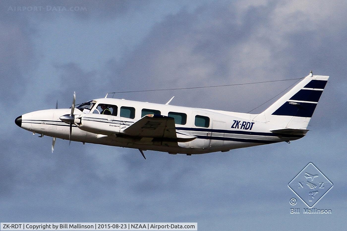 ZK-RDT, Embraer EMB-820C Navajo (PA-34-200T) C/N 820127, away off 05R
