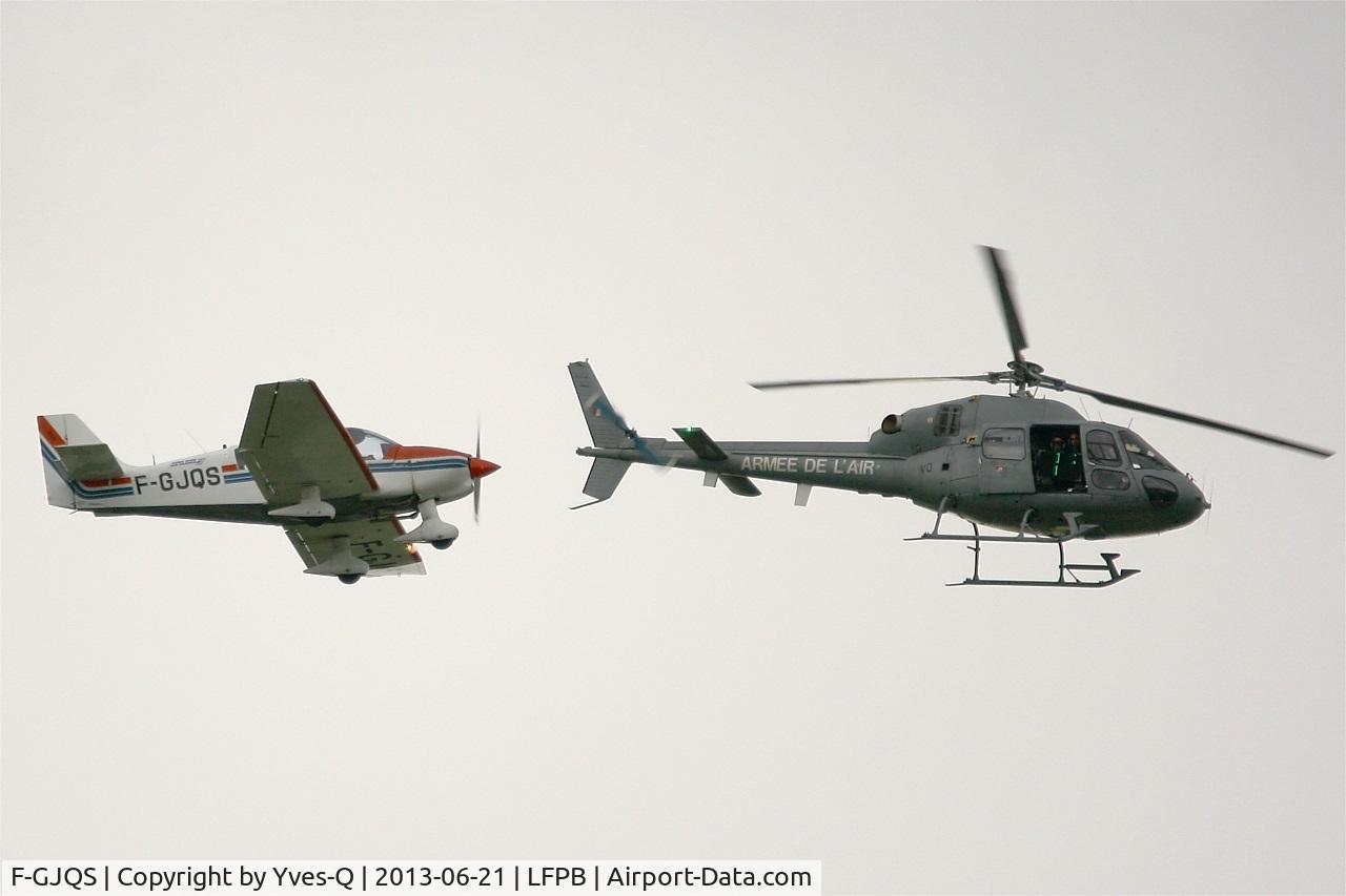 F-GJQS, Robin DR-400-140B Major C/N 1977, Robin DR 400-140 B, Sky police display, Paris-Le Bourget Air Show 2013