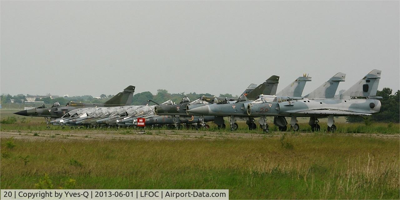 20, Dassault Mirage 2000C C/N 57, Dassault Mirage 2000C, Stored, Châteaudun Air Base (LFOC)