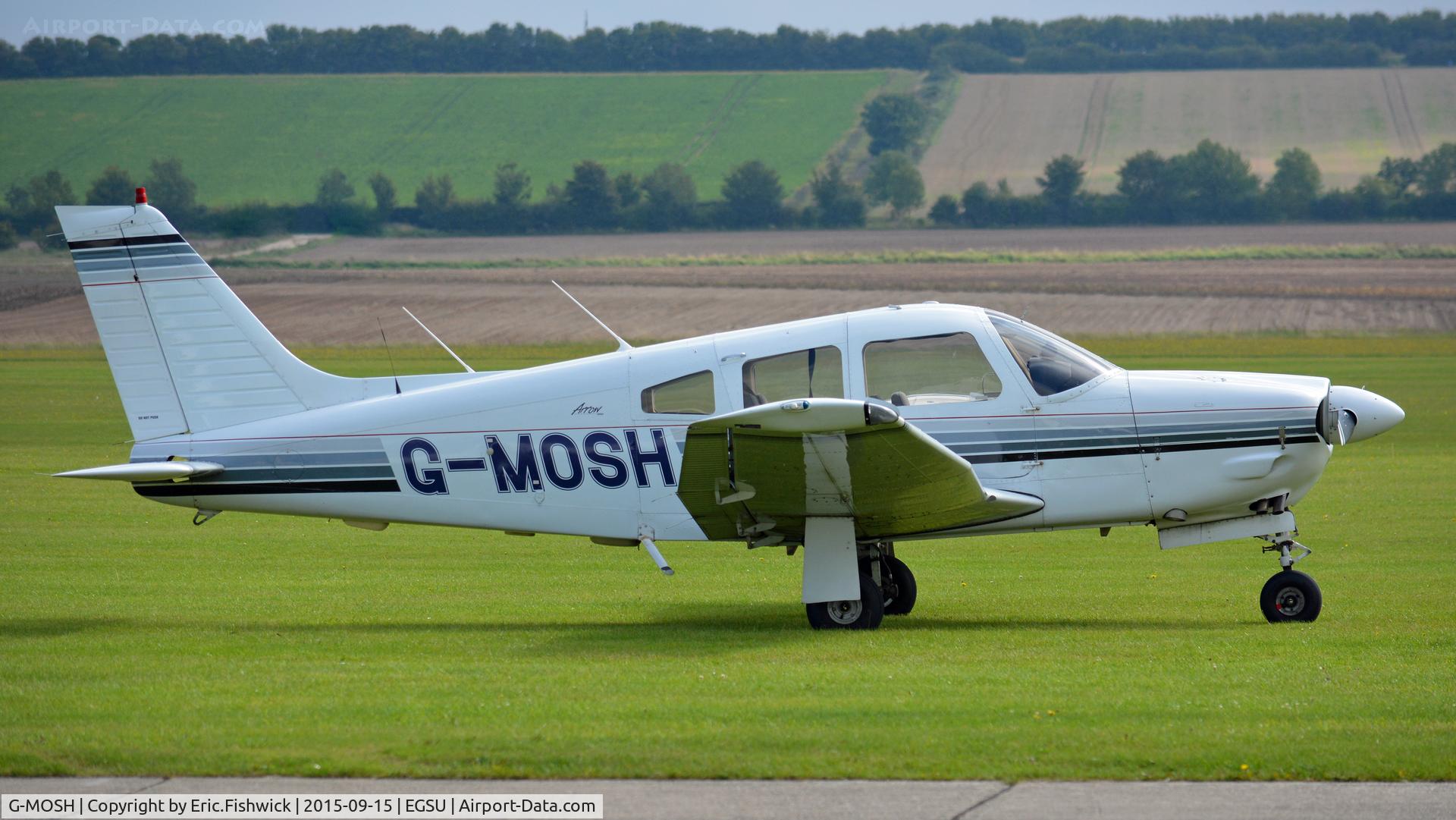 G-MOSH, 1989 Piper PA-28R-201 Cherokee Arrow III C/N 2837043, 2. G-MOSH visiting The Imperial War Museum, Duxford, Cambridgeshire.