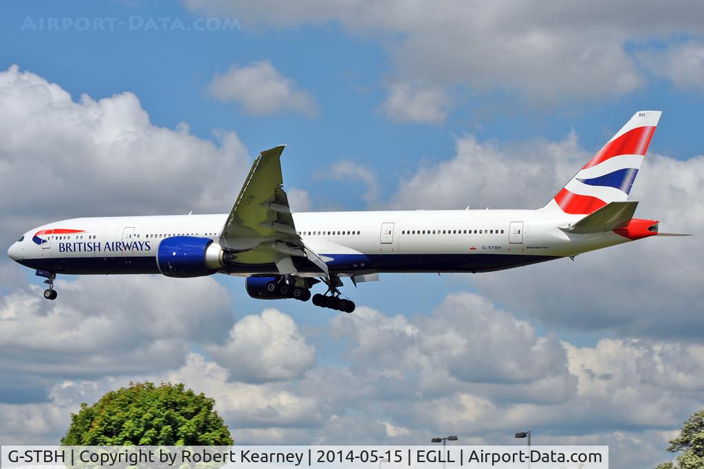 G-STBH, 2013 Boeing 777-336/ER C/N 38431, On short finals at LHR