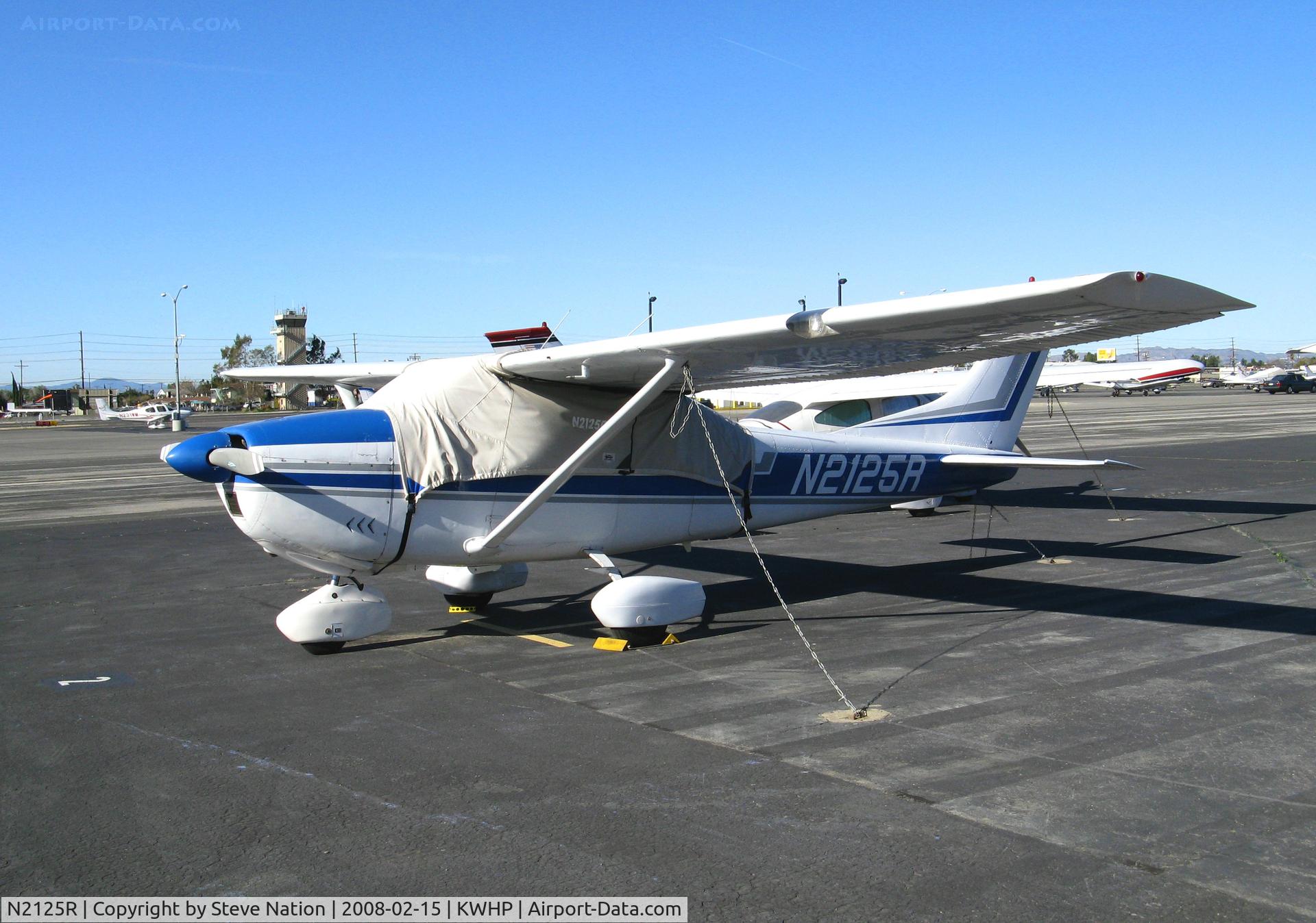 N2125R, 1964 Cessna 182G Skylane C/N 18255325, Locally-based 1964 Cessna 182G with cockpit cover @ Whiteman Airport, Pacoima, CA