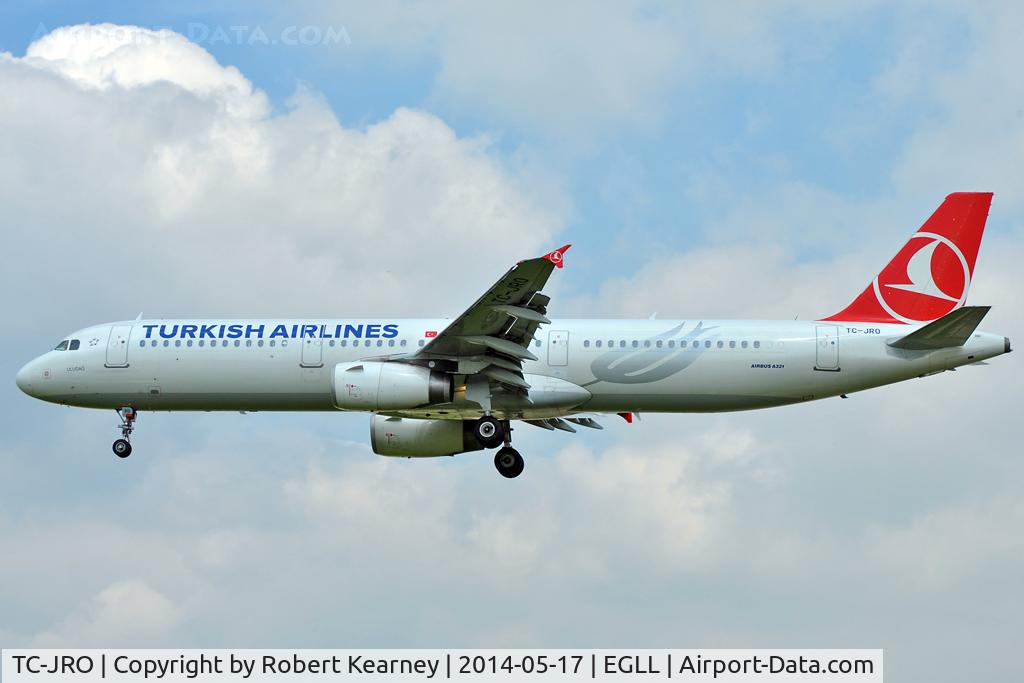 TC-JRO, 2011 Airbus A321-231 C/N 4682, On short finals at LHR