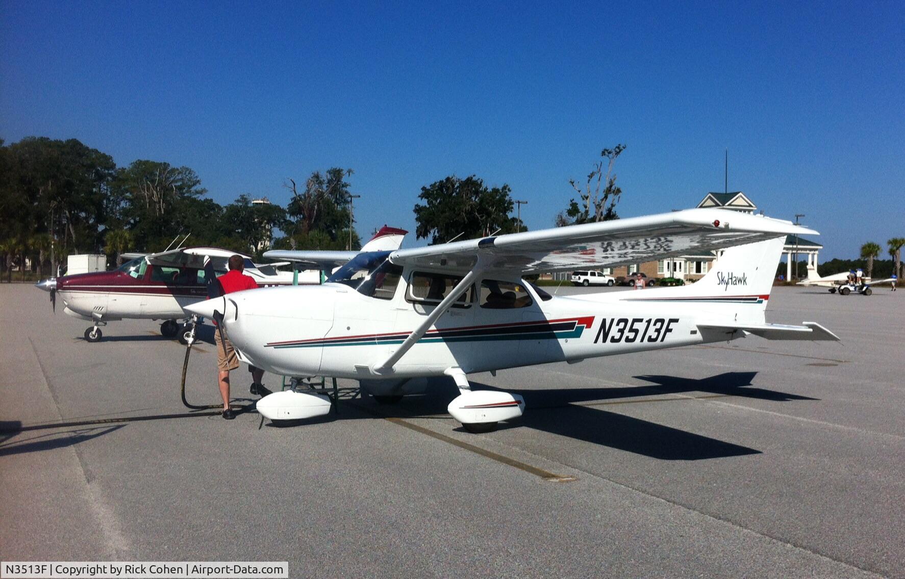 N3513F, 2002 Cessna 172R C/N 17281090, 2002 C172R