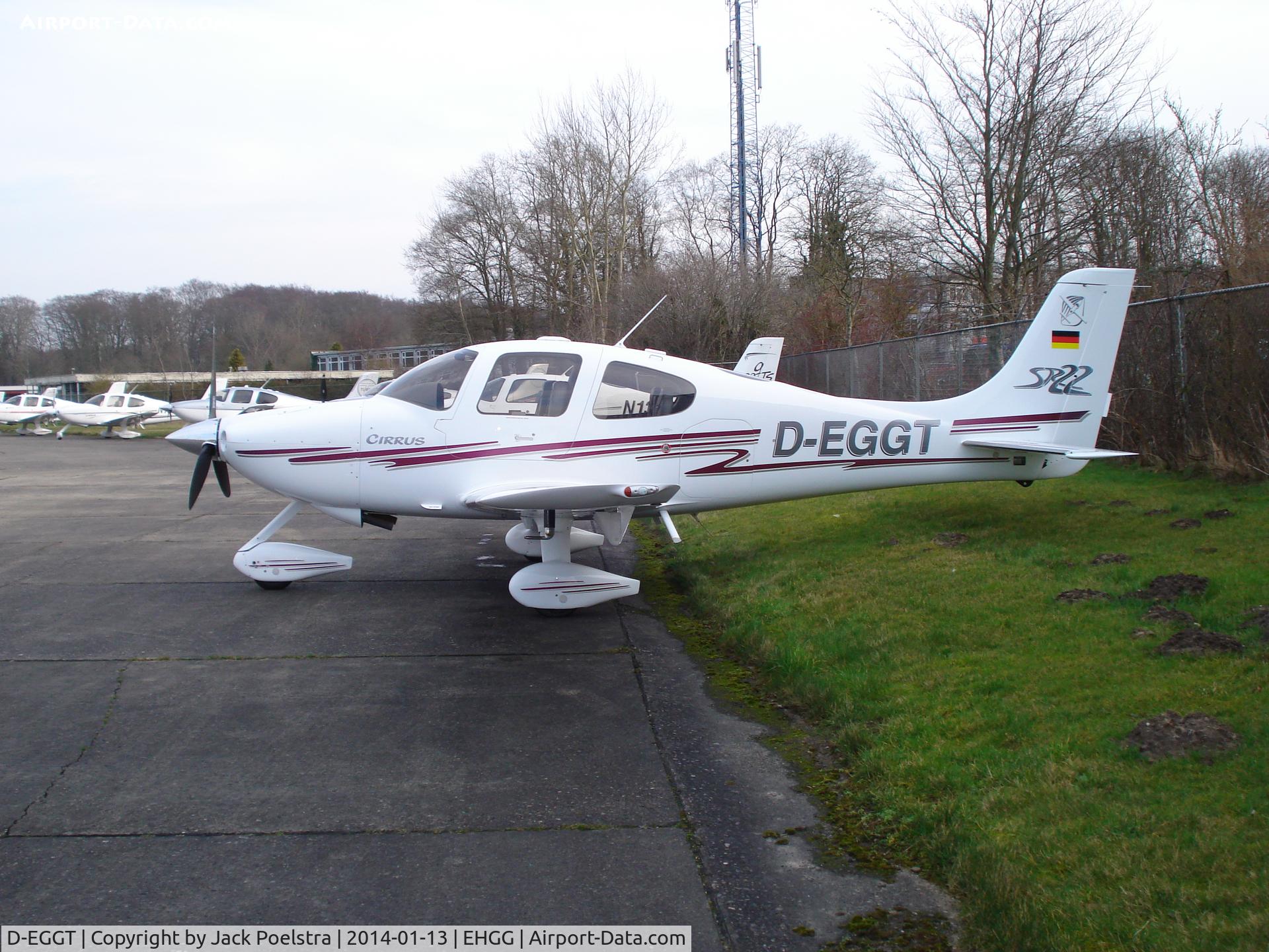 D-EGGT, Cirrus SR22  GTS C/N 0376, at ramp of General Enterprise GRQ