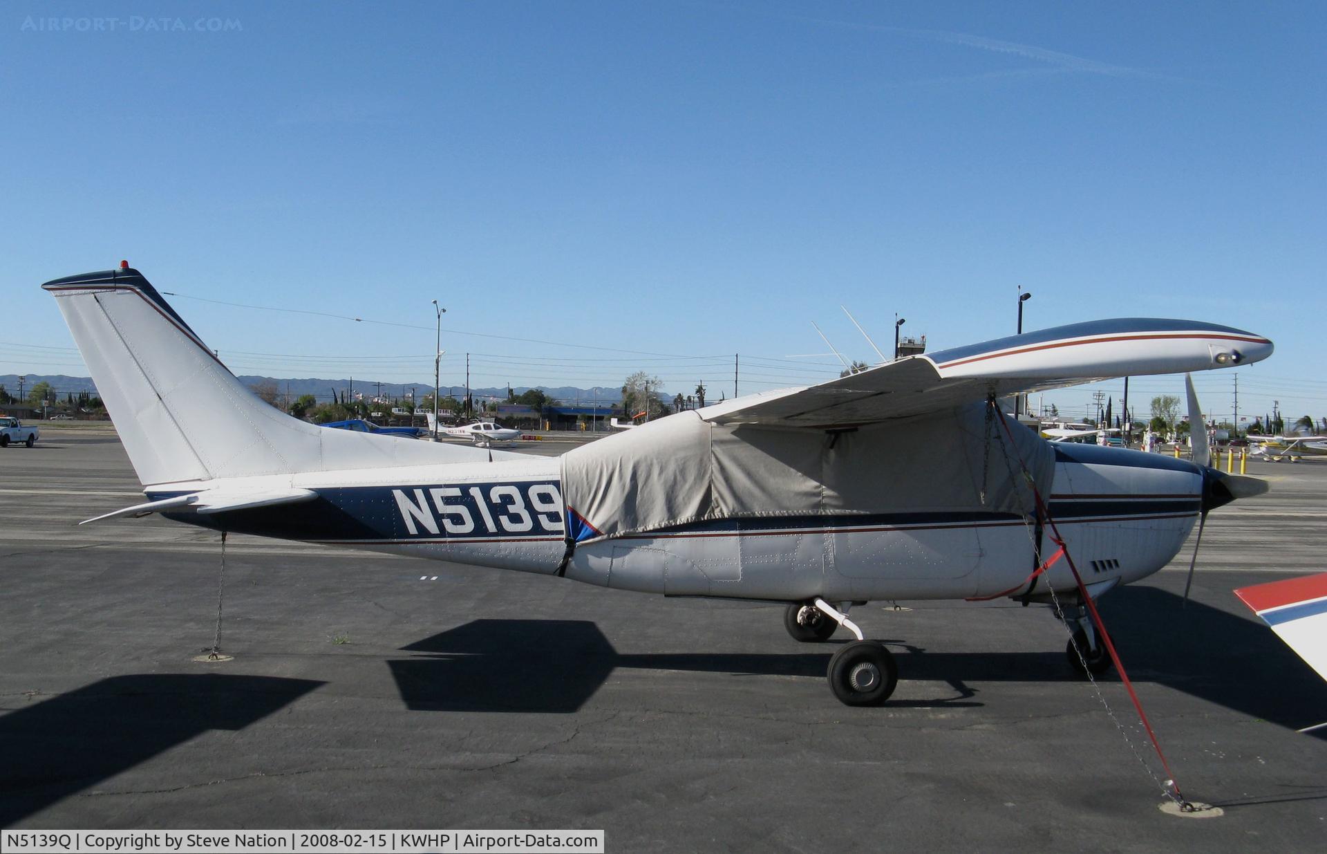N5139Q, 1972 Cessna 210L Centurion C/N 21059639, Locally-Based 1972 Cessna 210L with cockpit cover @ Whiteman Airport, Pacoima, CA