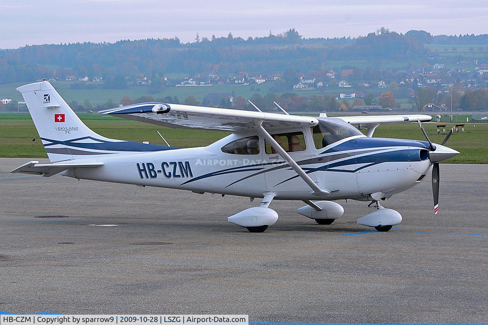 HB-CZM, 2007 Cessna T182T Turbo Skylane C/N T18208784, waiting for the pilot