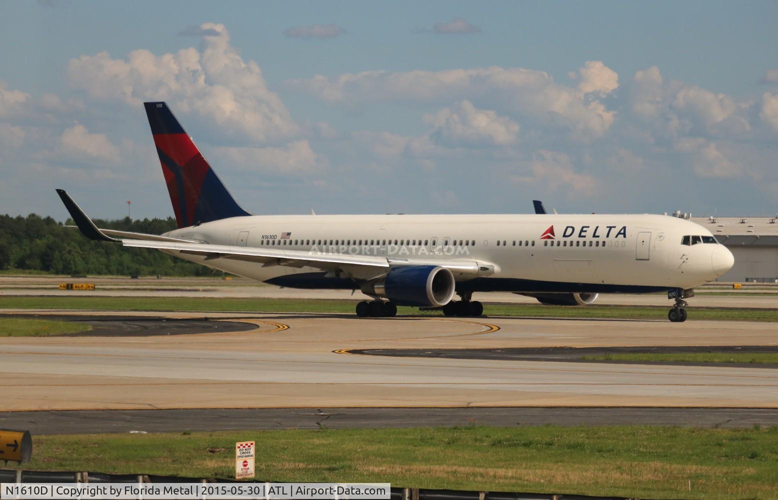 N1610D, 2000 Boeing 767-332 C/N 30594, Delta 767-300