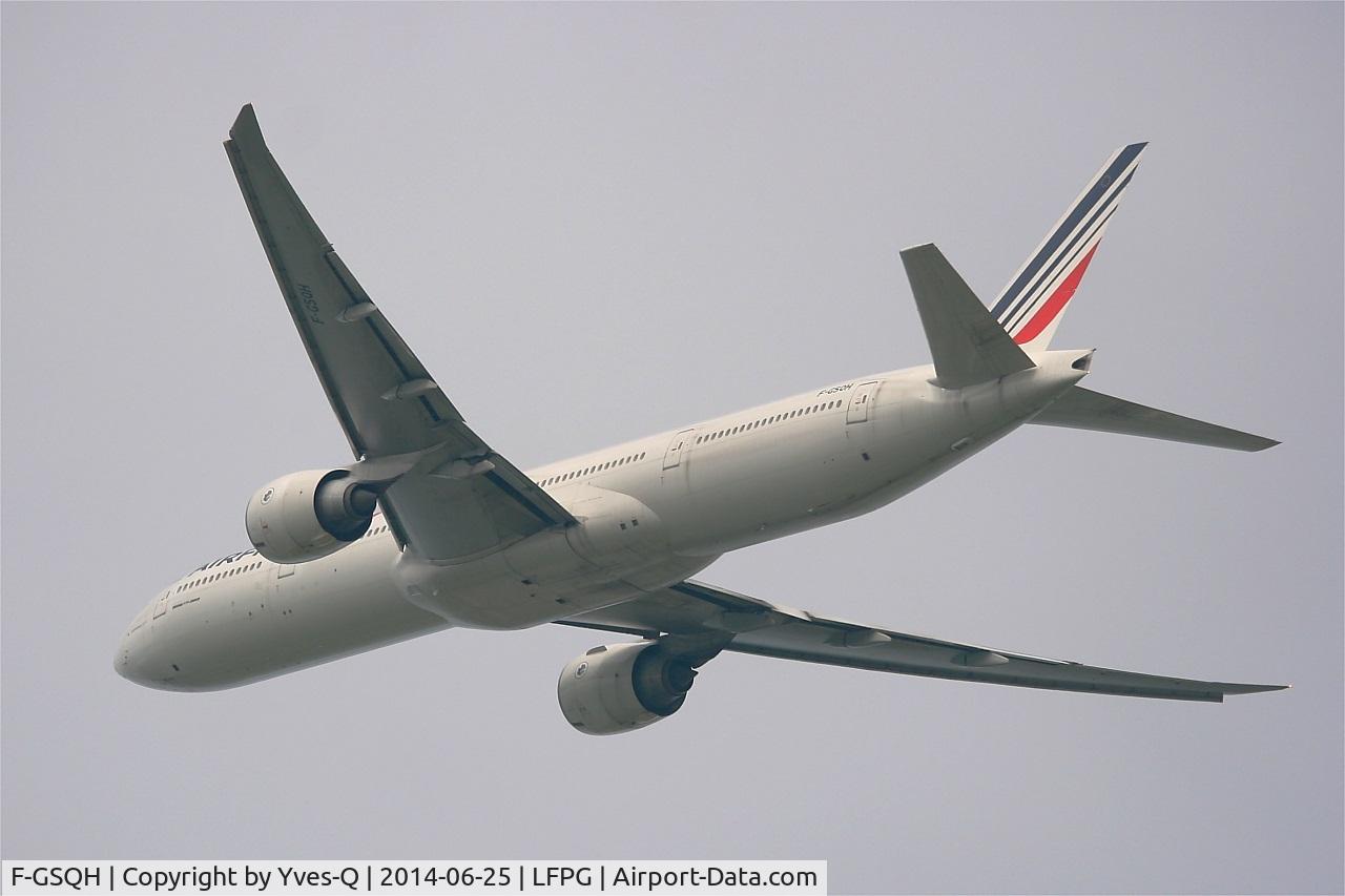 F-GSQH, 2005 Boeing 777-328/ER C/N 32711, Boeing 777-328 (ER), Take off Rwy 27L, Roissy Charles De Gaulle Airport (LFPG-CDG)