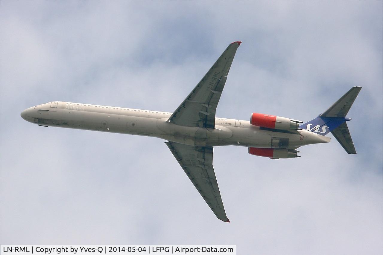 LN-RML, 1991 McDonnell Douglas MD-82 (DC-9-82) C/N 53002, Scandinavian Air System McDonnell Douglas MD-82, Take off rwy 27L, Roissy Charles De Gaulle airport (LFPG-CDG)