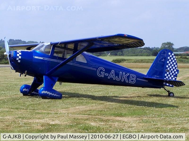 G-AJKB, 1946 Luscombe 8E Silvaire C/N 3058, Privately Owned. Carries ex registration on the tail.