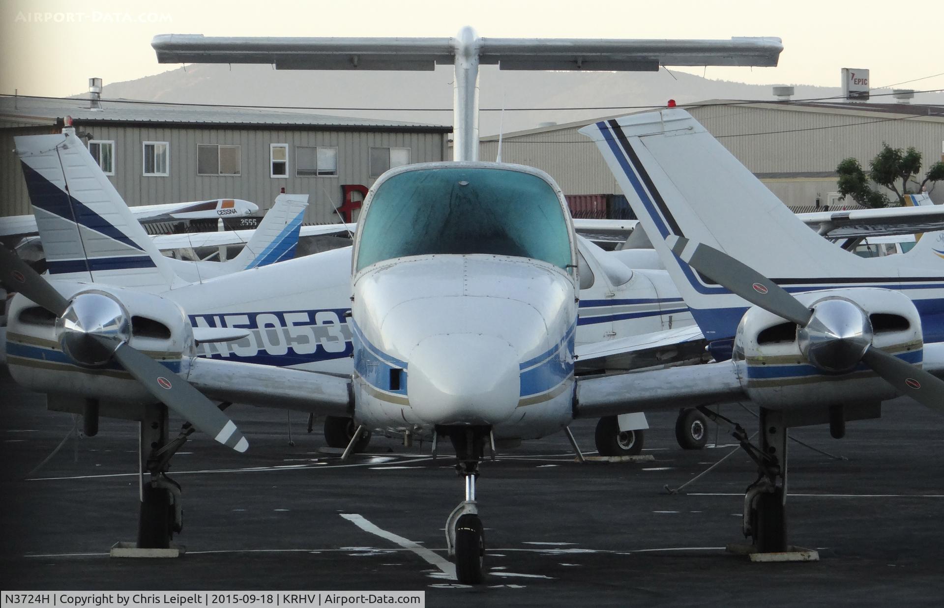N3724H, 1982 Beech 76 Duchess C/N ME-350, Locally-based 1982 Beechcraft Duchess sitting not eh Squadron 2 ramp early in the morning at Reid Hillview Airport, San Jose, CA.