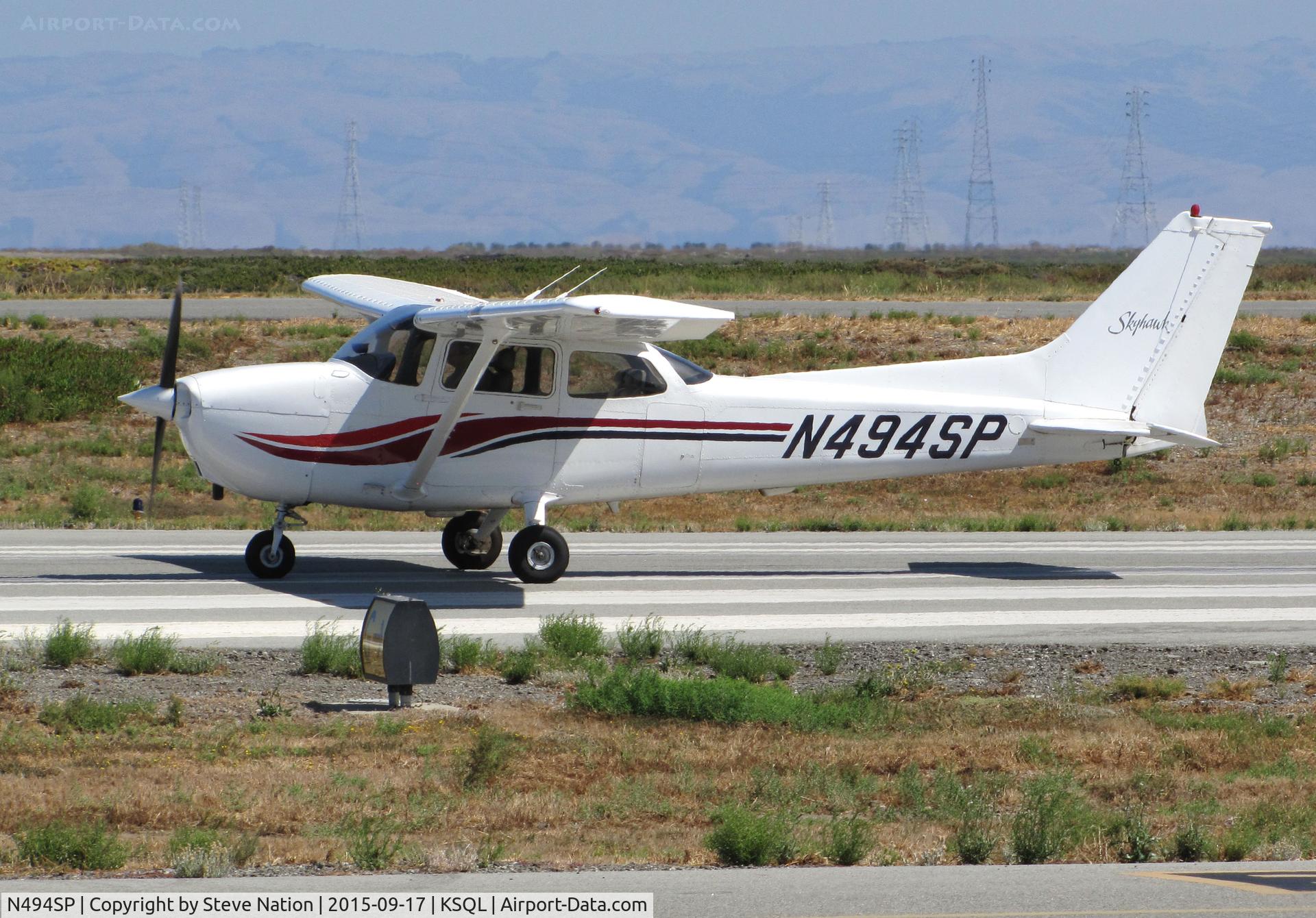 N494SP, Cessna 172S C/N 172S8035, Rolling on RWY 30 @ San Carlos Airport, CA