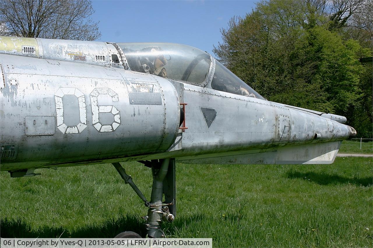 06, Dassault Etendard IV.M C/N 06, Dassault Etendard IV.M, MaVaMo Museum, Vannes-Meucon Airport  (LFRV-VNE)