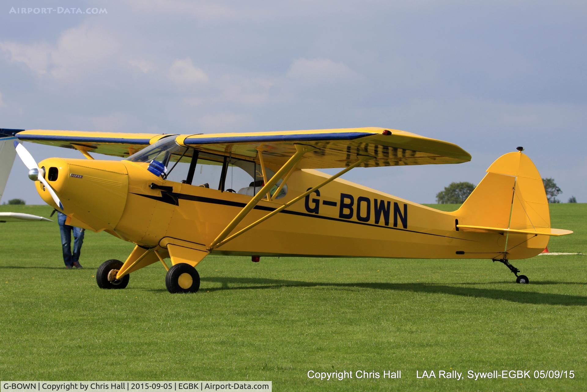 G-BOWN, 1947 Piper PA-12 Super Cruiser C/N 12-1912, at the LAA Rally 2015, Sywell