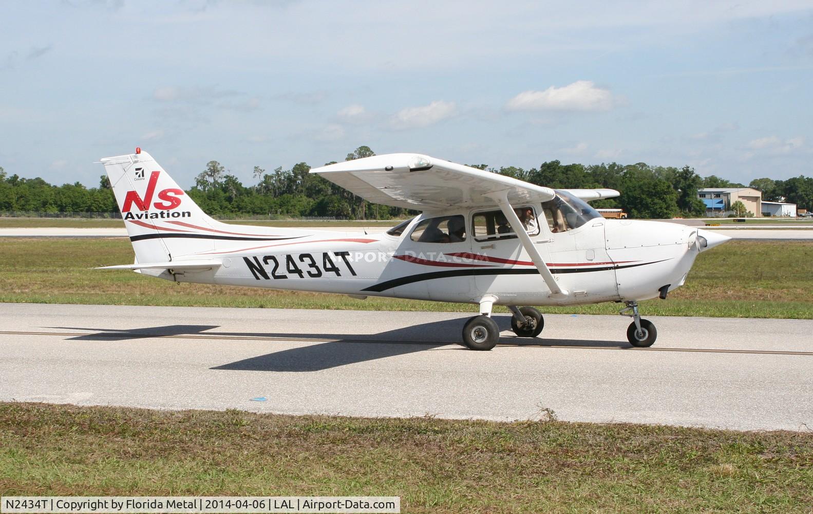 N2434T, 2006 Cessna 172R C/N 17281326, Cessna 172R