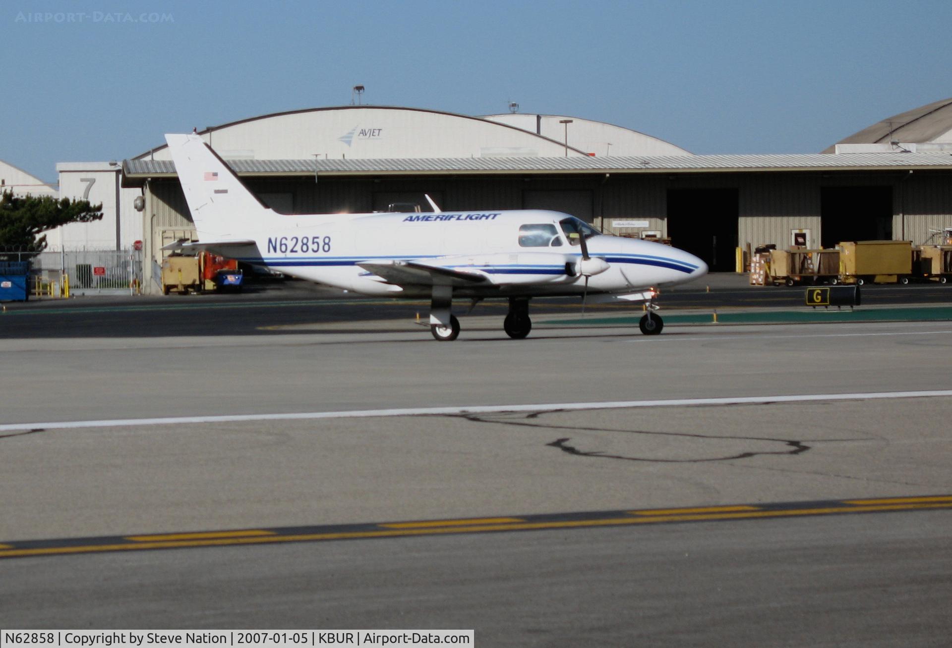 N62858, 1976 Piper PA-31-350 Chieftain C/N 31-7652115, Ameriflight 1976 Piper PA-31-350 revving up for daily 