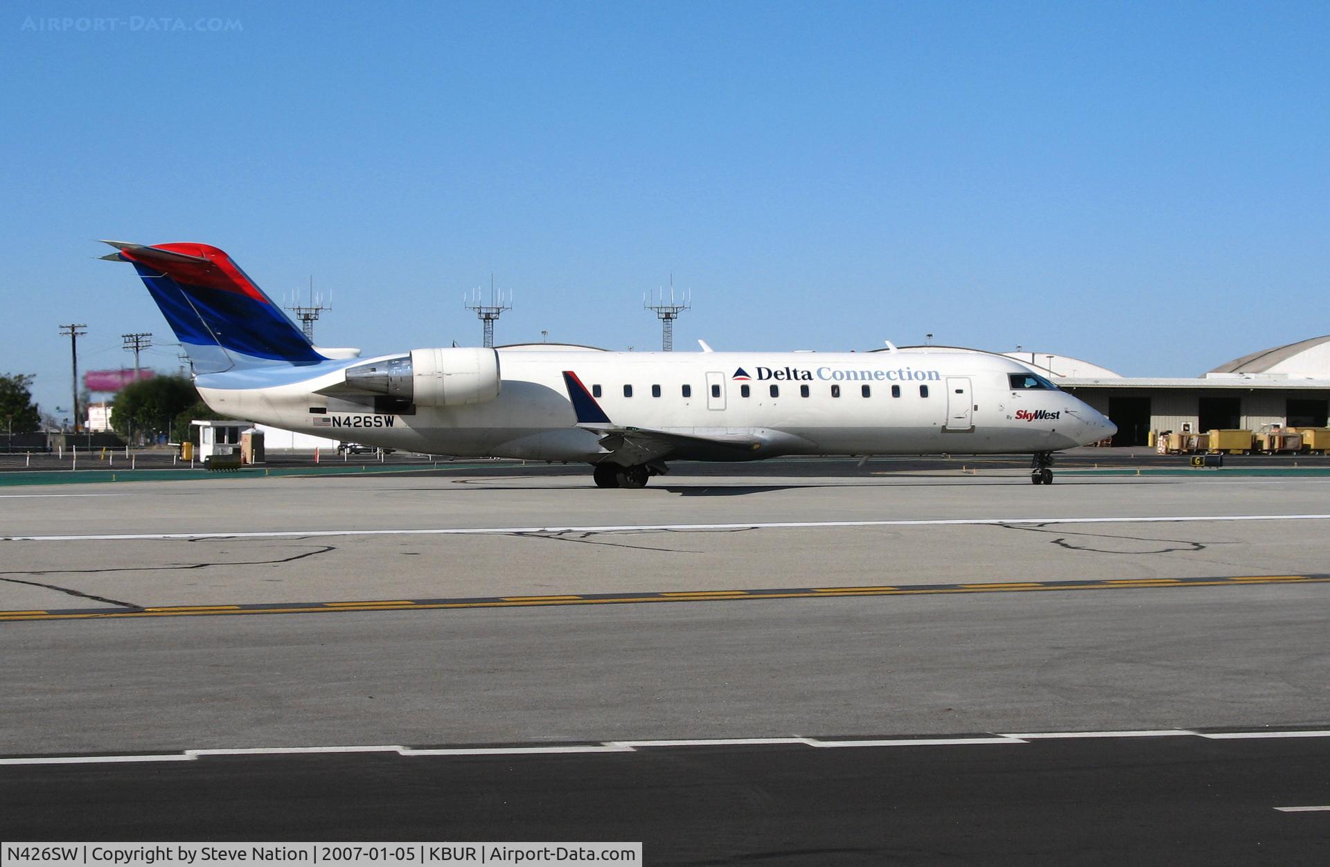 N426SW, 2001 Bombardier CRJ-200LR (CL-600-2B19) C/N 7468, Delta Connection by Sky West 2001 Bombardier CL-600-2B19 waiting for takeoff @ Bob Hope International Airport, Burbank, CA