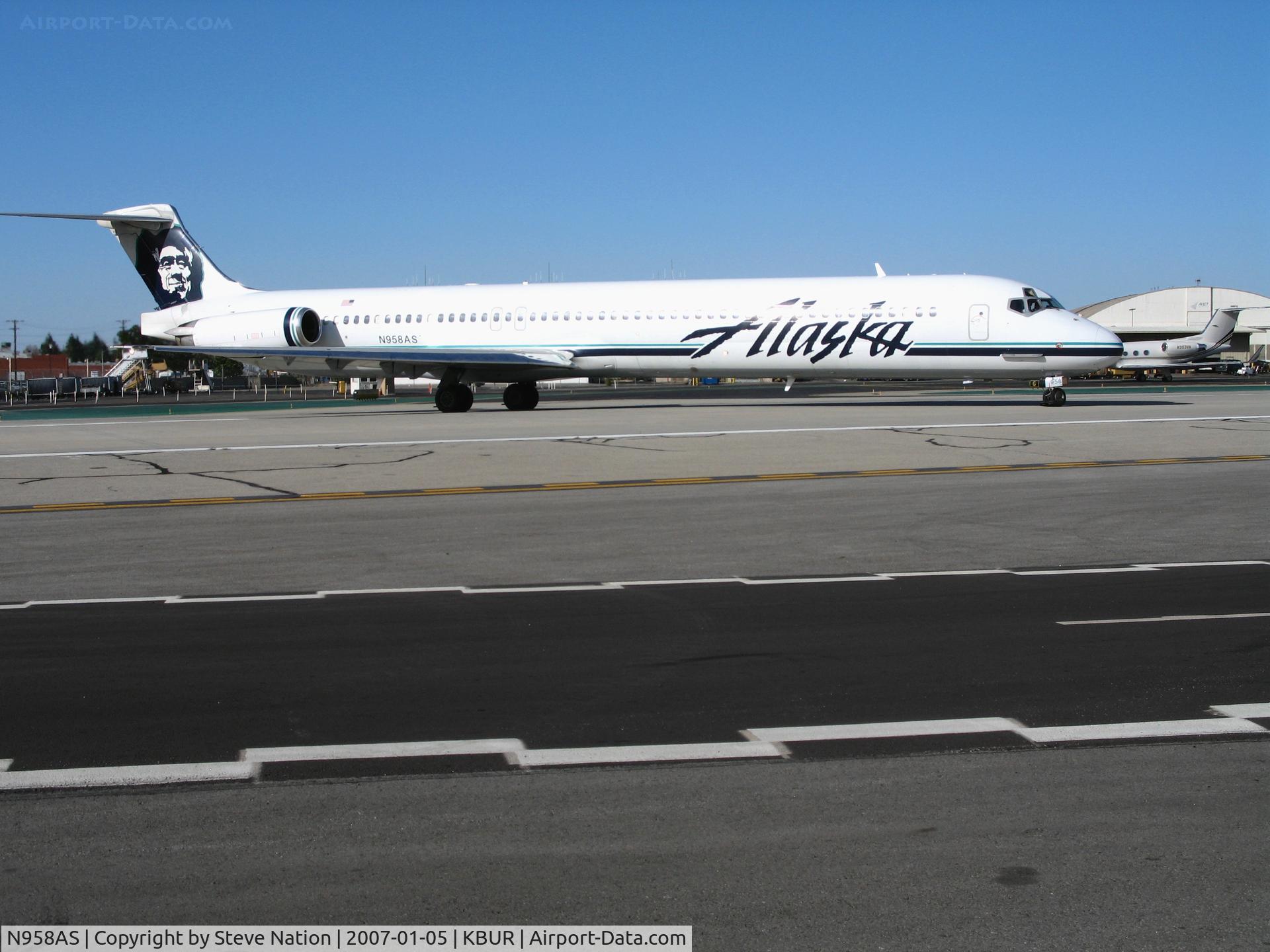N958AS, 1991 McDonnell Douglas MD-83 (DC-9-83) C/N 53024, Alaska Airlines 1991 DC-9-83 turning onto runway @ Bob Hope International Airport, Burbank, CA