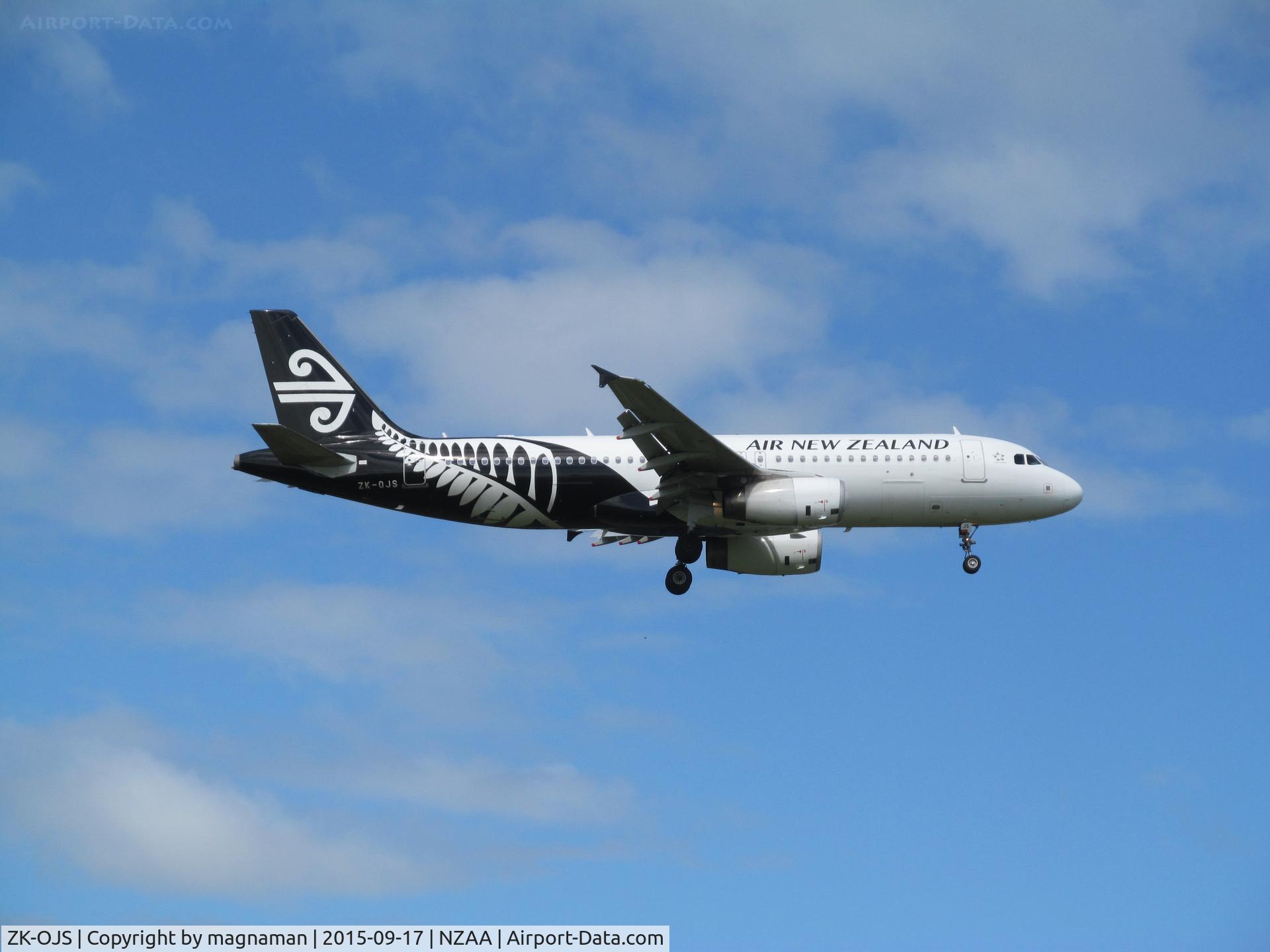 ZK-OJS, 2011 Airbus A320-232 C/N 4926, on finals at AKL