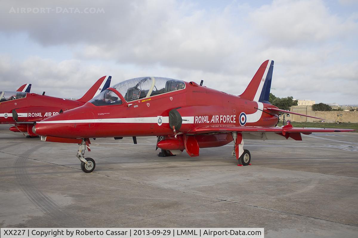 XX227, 1978 Hawker Siddeley Hawk T.1A C/N 063/312063, Malta International Airshow 2013