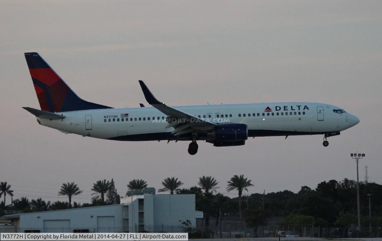 N3772H, 2010 Boeing 737-832 C/N 30823, Delta