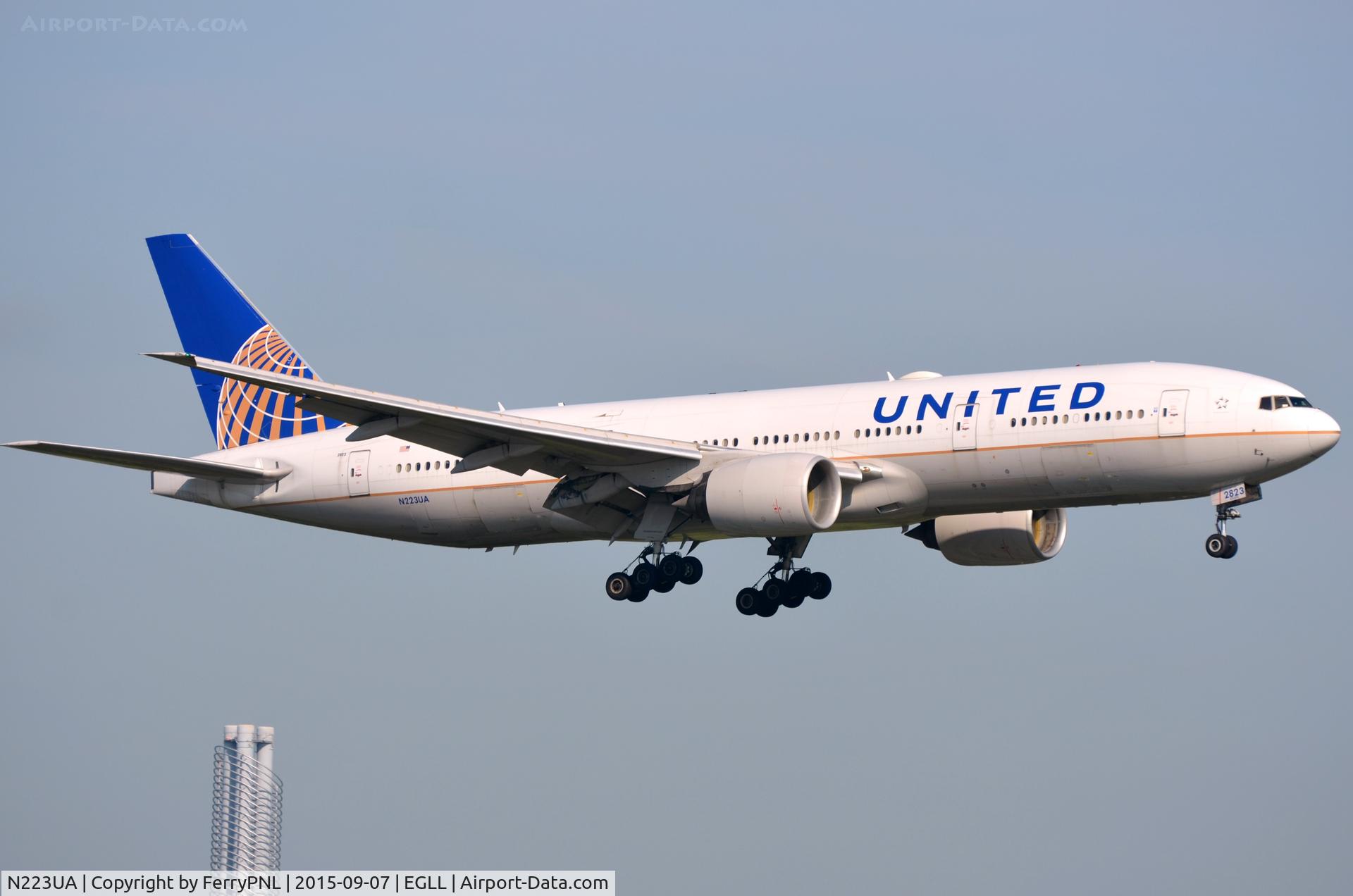 N223UA, 2001 Boeing 777-222 C/N 30224, United B772