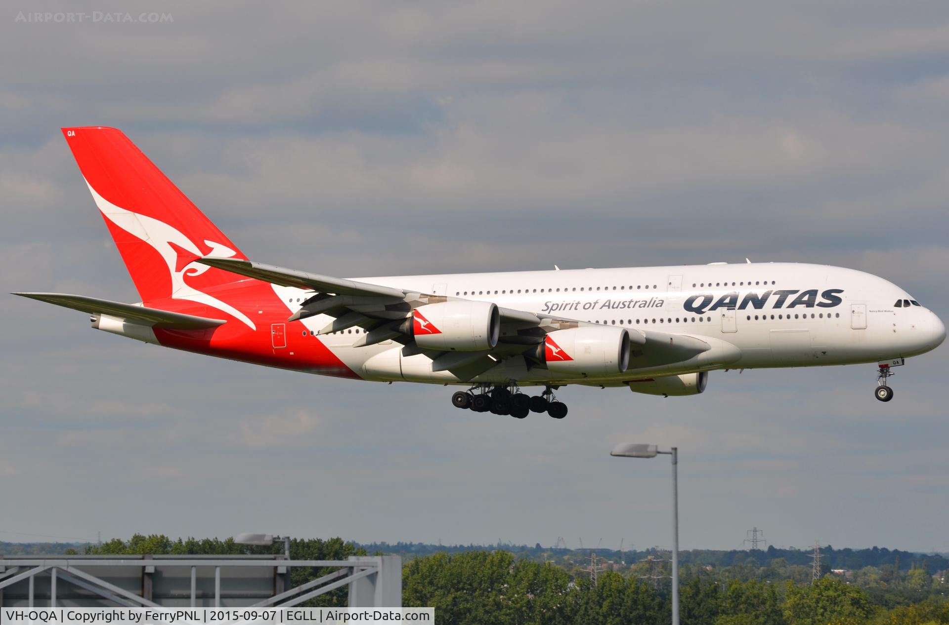 VH-OQA, 2008 Airbus A380-842 C/N 014, Qantas A388 on finals